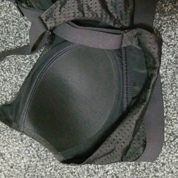 Victoria's Secret (VSX) Black & White Sports Bras - Picture 4 of 13